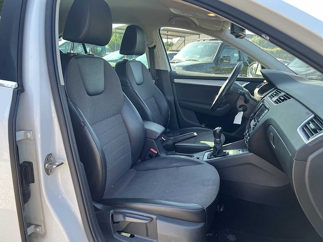 Skoda octavia 1.4 tsi 2015 | gg-871-x - afbeelding 20 van  28