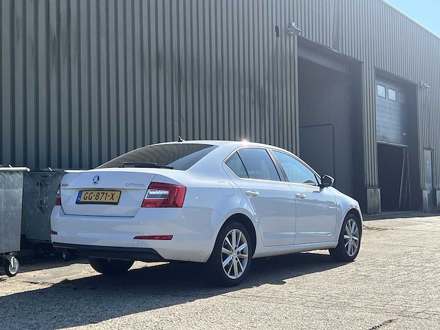 Skoda octavia 1.4 tsi 2015 | gg-871-x - afbeelding 12 van  28