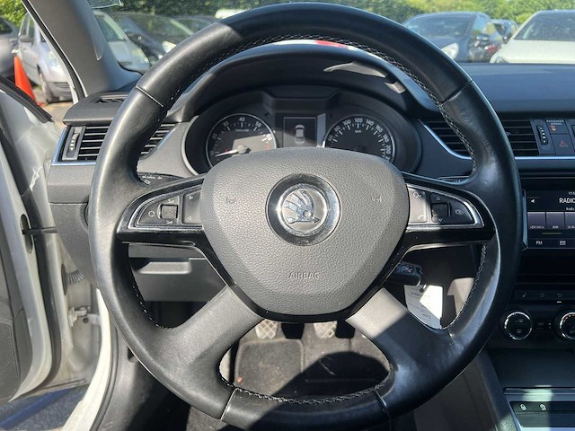 Skoda octavia 1.4 tsi 2015 | gg-871-x - afbeelding 22 van  28