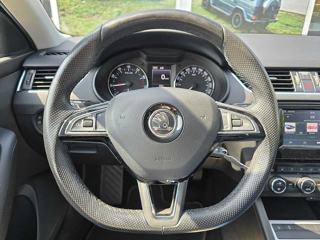 Skoda octavia combi 1.0 tsi greentech ambition business 2017 | kx-498-n - afbeelding 13 van  30