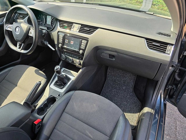 Skoda octavia combi 1.0 tsi greentech ambition business 2017 | kx-498-n - afbeelding 9 van  30
