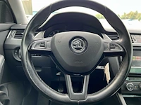 Škoda octavia combi 1.0 tsi greentech ambition business | kg-637-p - afbeelding 33 van  35