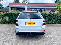 Skoda octavia combi 1.0 tsi grt amb. bns, automaat* g-096-hr - afbeelding 4 van  5