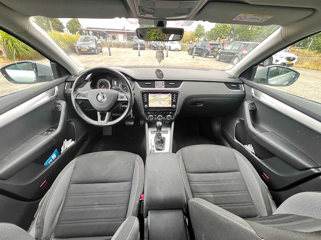 Skoda octavia combi 1.0 tsi grt amb. bns, automaat* g-096-hr - afbeelding 5 van  5