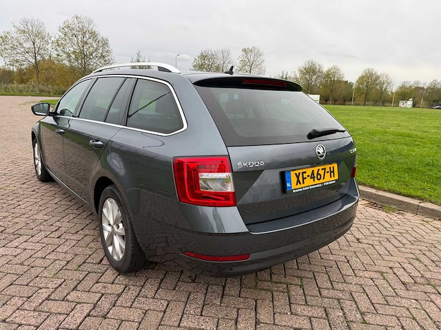 Skoda octavia combi 1.0 tsi grt amb. bns , xf-467-h - afbeelding 18 van  23