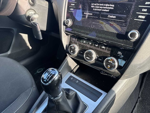 Skoda octavia combi 1.0 tsi tsi greentech ambition business | np-331-b - afbeelding 19 van  30