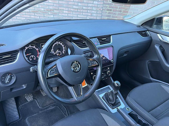 Skoda octavia combi 1.0 tsi tsi greentech ambition business | np-331-b - afbeelding 3 van  34