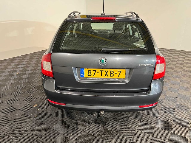 Skoda octavia combi 1.2 tsi ambition, 87-txb-7 - afbeelding 7 van  13