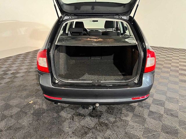 Skoda octavia combi 1.2 tsi ambition, 87-txb-7 - afbeelding 8 van  13