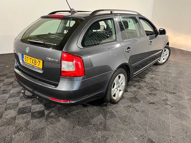 Skoda octavia combi 1.2 tsi ambition, 87-txb-7 - afbeelding 9 van  13