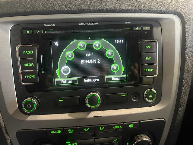 Skoda octavia combi 1.2 tsi ambition bns, 52-xbj-1 - afbeelding 7 van  18