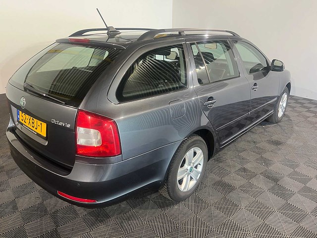 Skoda octavia combi 1.2 tsi ambition bns, 52-xbj-1 - afbeelding 14 van  18