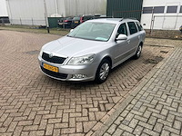 Skoda octavia combi 1.2 tsi ambition bns clima, 40-zhg-9 - afbeelding 1 van  16