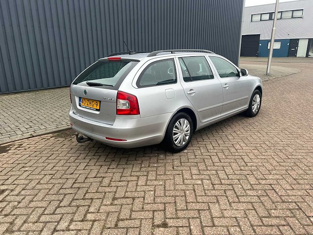 Skoda octavia combi 1.2 tsi ambition bns clima, 40-zhg-9 - afbeelding 11 van  14