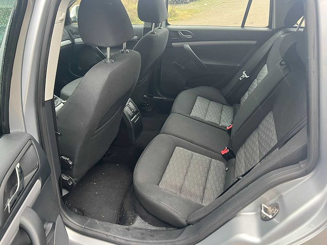 Skoda octavia combi 1.2 tsi ambition bns clima, 40-zhg-9 - afbeelding 8 van  18