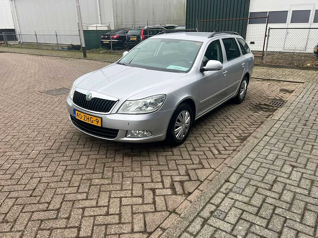 Skoda octavia combi 1.2 tsi ambition bns clima * , 40-zhg-9 - afbeelding 1 van  23