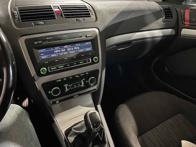 Skoda octavia combi 1.2 tsi elegance, 58-pzt-5 - afbeelding 3 van  13