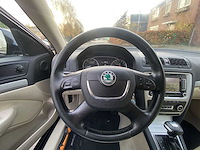 Skoda octavia combi 1.2 tsi elegance business 2010 | 44-lpg-5 - afbeelding 8 van  31