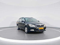 Skoda octavia combi 1.2 tsi elegance business 2010 | 44-lpg-5 - afbeelding 12 van  31