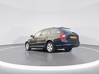 Skoda octavia combi 1.2 tsi elegance business 2010 | 44-lpg-5 - afbeelding 31 van  31