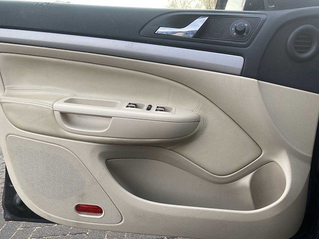 Skoda octavia combi 1.2 tsi elegance business 2010 | 44-lpg-5 - afbeelding 4 van  31