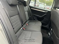 Škoda octavia combi 1.2 tsi greentech elegance businessline | 2-str-31 - afbeelding 25 van  40
