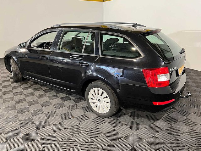Skoda octavia combi 1.2 tsi grt ambition, 4-tnj-01 - afbeelding 10 van  17