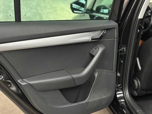 Skoda octavia combi 1.2 tsi grt eleg bns 110pk 2014 - afbeelding 32 van  52