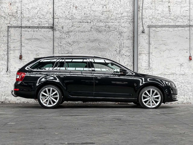 Skoda octavia combi 1.2 tsi grt eleg bns 110pk 2014 - afbeelding 2 van  52