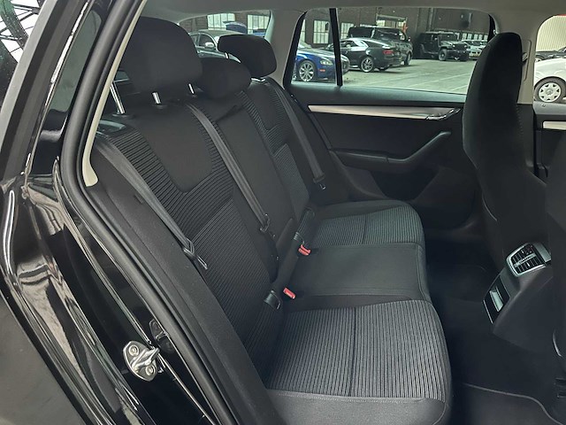 Skoda octavia combi 1.2 tsi grt eleg bns 110pk 2014 - afbeelding 40 van  52