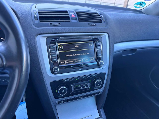 Skoda octavia combi 1.2 tsi tour business line 2012 - afbeelding 9 van  10