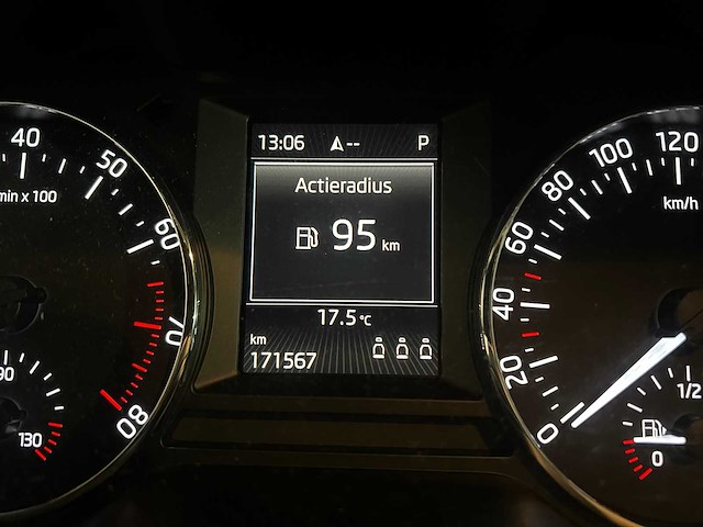 Skoda octavia combi 1.4 tsi grt amb bns, sf-403-r - afbeelding 9 van  22