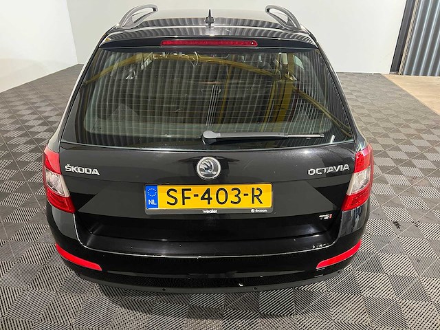 Skoda octavia combi 1.4 tsi grt amb bns, sf-403-r - afbeelding 16 van  22