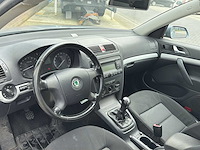 Skoda octavia combi 1.6 ambiente 2006 | 29-st-zb - afbeelding 10 van  15