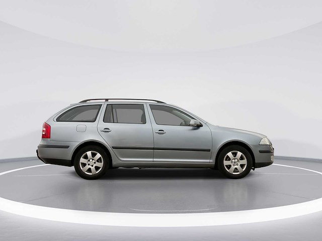 Skoda octavia combi 1.6 ambiente 2006 | 29-st-zb - afbeelding 7 van  19
