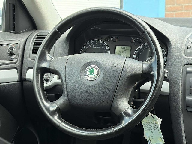 Skoda octavia combi 1.6 ambiente 2006 | 29-st-zb - afbeelding 15 van  19