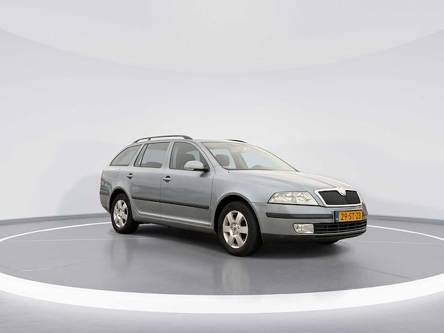 Skoda octavia combi 1.6 ambiente 2006 | 29-st-zb - afbeelding 16 van  19