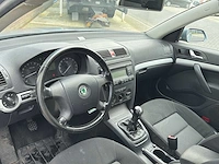 Skoda octavia combi 1.6 ambiente 2006 | 29-st-zb - afbeelding 20 van  26