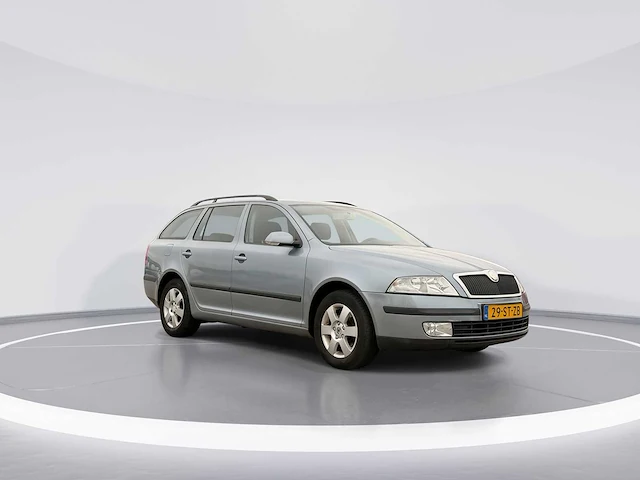Skoda octavia combi 1.6 ambiente 2006 | 29-st-zb - afbeelding 22 van  26