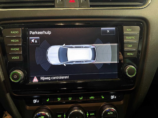 Skoda octavia combi 1.6 tdi greenl. bns, gh-783-x - afbeelding 6 van  12