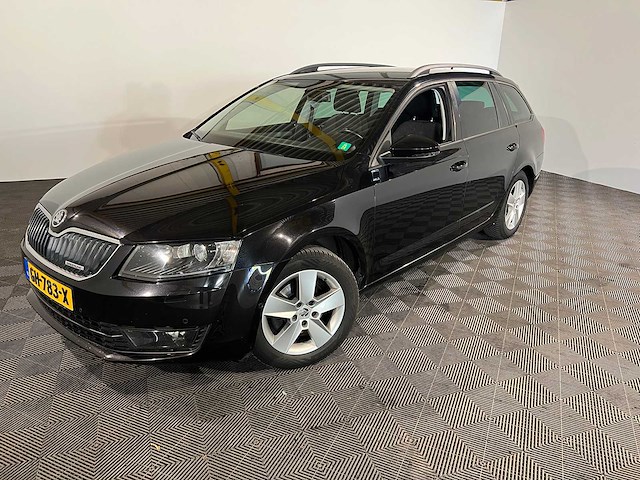 Skoda octavia combi 1.6 tdi greenl. bns, gh-783-x - afbeelding 1 van  12