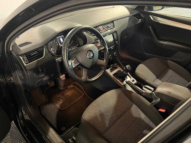 Skoda octavia combi 1.6 tdi greenl. bns, gh-783-x - afbeelding 12 van  12