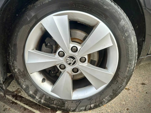 Skoda octavia combi 1.6 tdi greenline, 7-xsj-16 - afbeelding 7 van  9