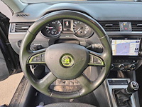 Skoda octavia combi 1.6 tdi greenline businessline; 2-tnp-67 - afbeelding 2 van  17