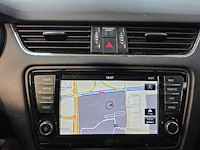 Skoda octavia combi 1.6 tdi greenline businessline; 2-tnp-67 - afbeelding 4 van  17