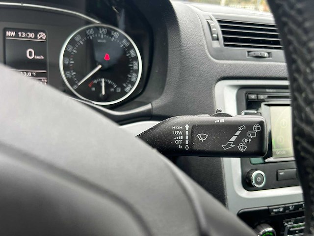 Skoda octavia combi 1.6 tdi greentech comfort 2012 | 09-zjj-7 - afbeelding 5 van  21