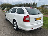 Skoda octavia combi 1.6 tdi greentech comfort 2012 | 09-zjj-7 - afbeelding 11 van  21