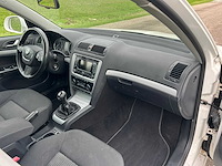 Skoda octavia combi 1.6 tdi greentech comfort 2012 | 09-zjj-7 - afbeelding 21 van  21