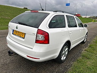 Skoda octavia combi 1.6 tdi greentech comfort 2012 | 09-zjj-7 - afbeelding 12 van  21