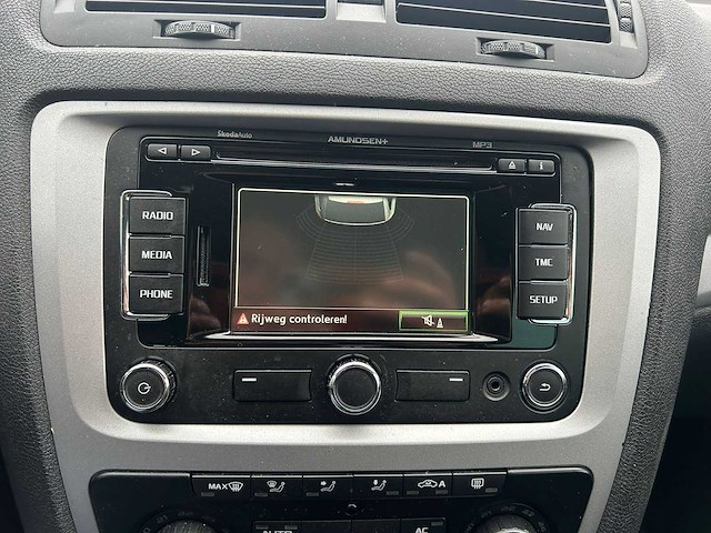 Skoda octavia combi 1.6 tdi greentech comfort 2012 | 09-zjj-7 - afbeelding 19 van  21